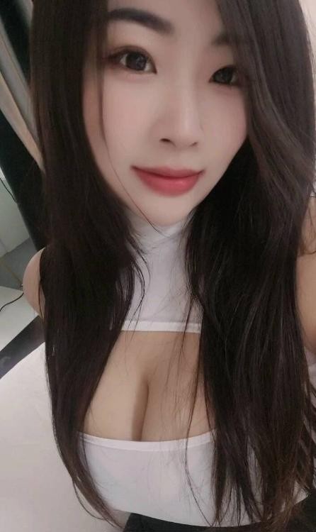 大胸豆豆