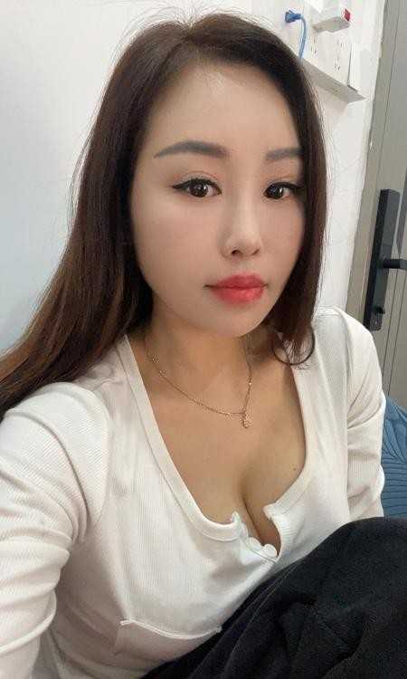 大奶御姐
