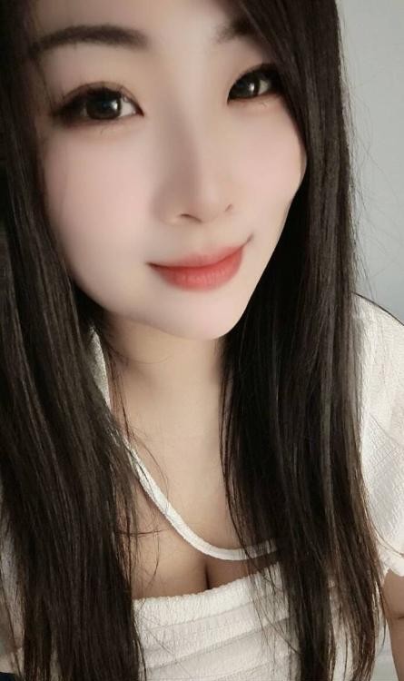 大胸豆豆