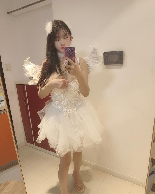 米娅小姐姐