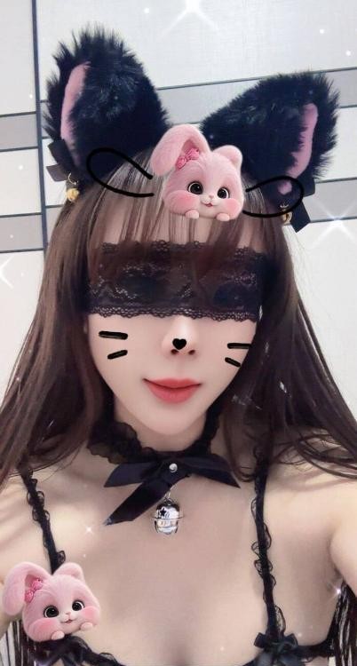 龙华大胸小白