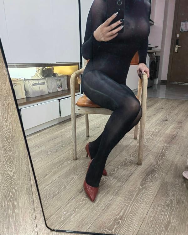 成都女王源梦