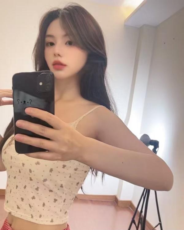 徐汇纯欲小妖