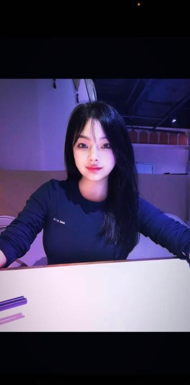 虎牙妹文文