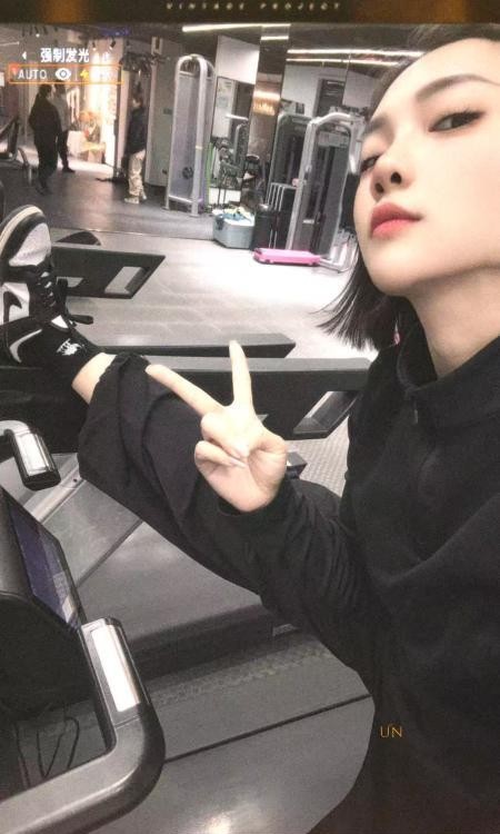 一诺美女
