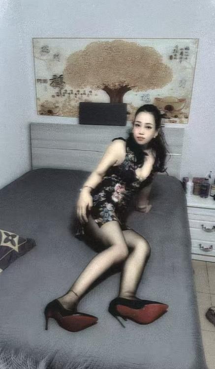塘沽黑丝少妇