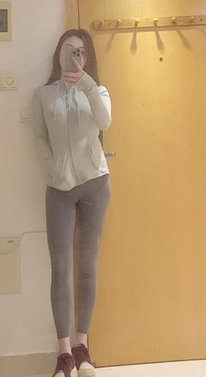 性感美腿依依