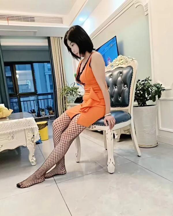 长腿黑丝诱惑