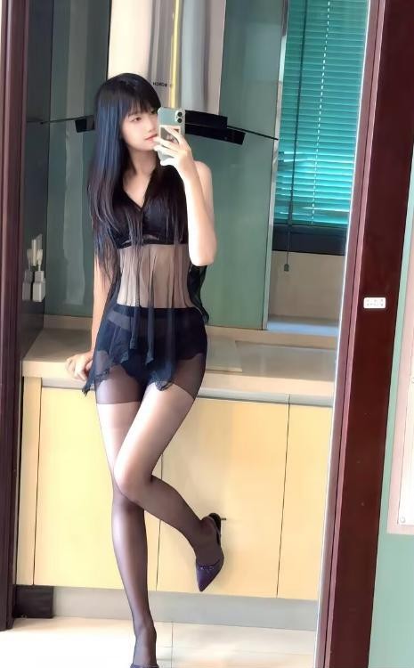 肤白大长腿