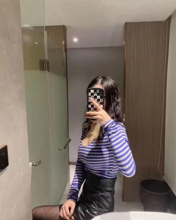 西西