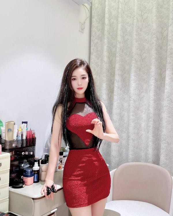 温柔古典美御姐不打烊