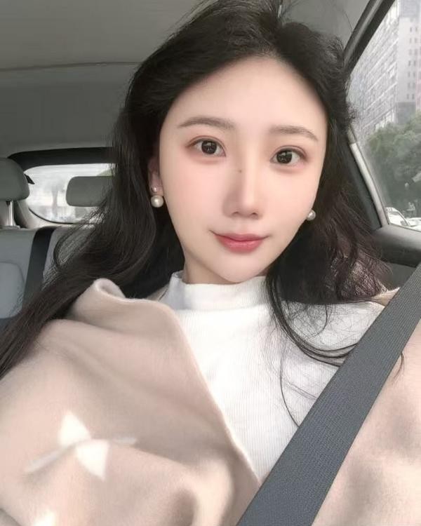 瑶海甜美妹妹爱丽丝