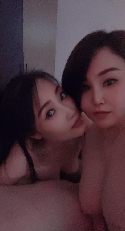 鼓楼双飞姐妹