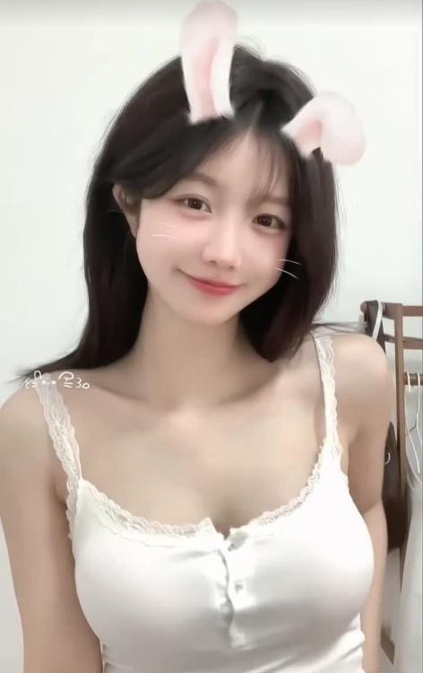 性感爆乳骚货