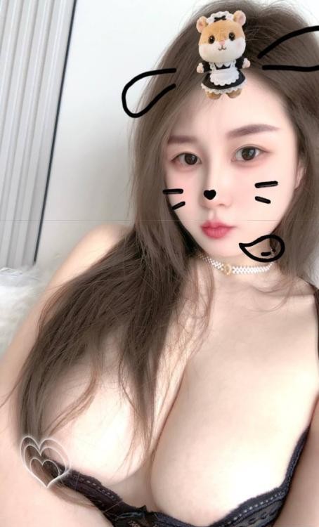 销魂爆乳美妇