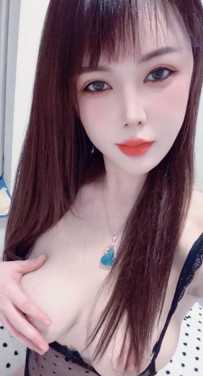 制服诱惑御姐