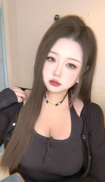 铁西E胸大奶牛