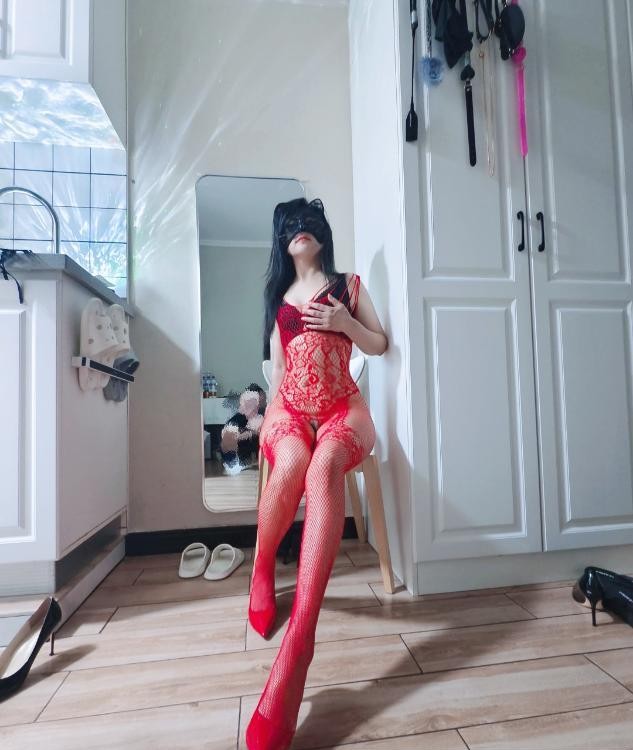 出击骚丽丽
