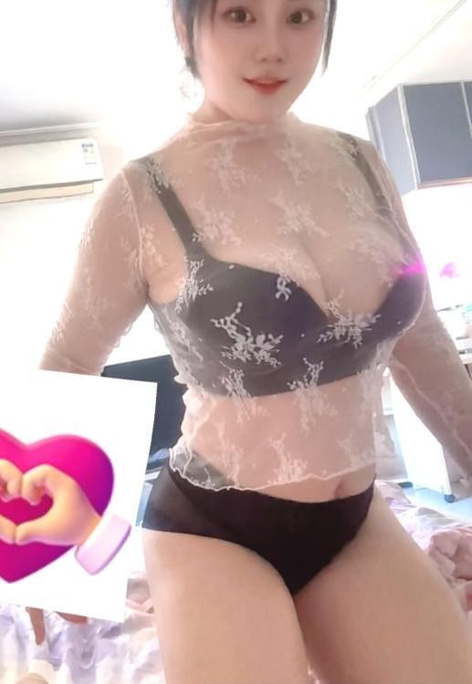 可爱巨乳少妇