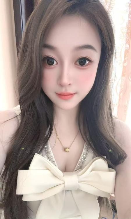 东湖大胸朵朵