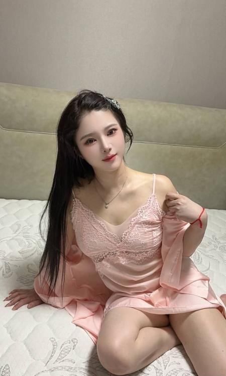 上城翘臀御姐雅琪