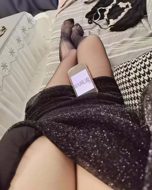 闵行翘臀胖妞