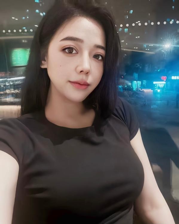 大胸恩熙妹子