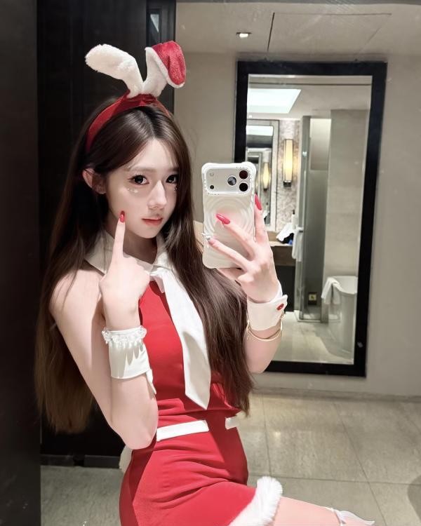 翘臀大雷妹子