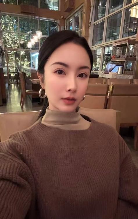 风骚朱莉老师