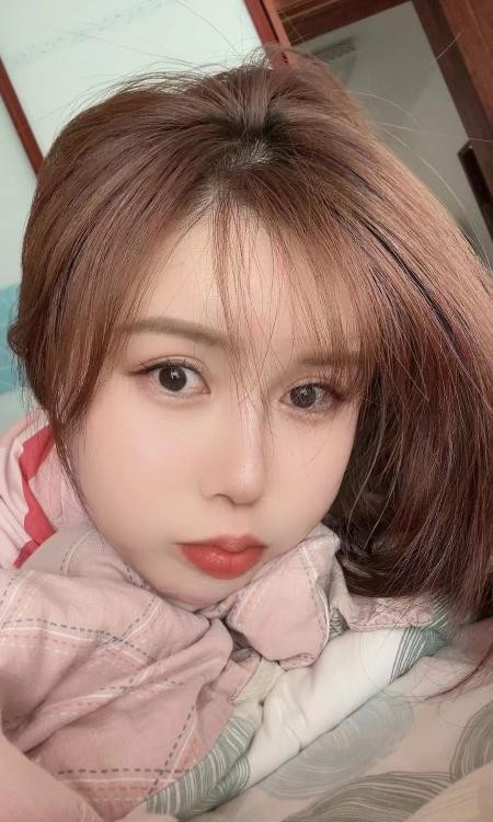 清纯甜妹女友