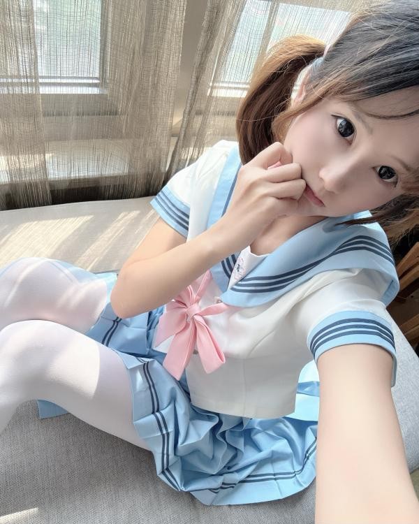 双马尾小萝莉