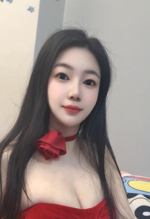 红衣舞女诱惑