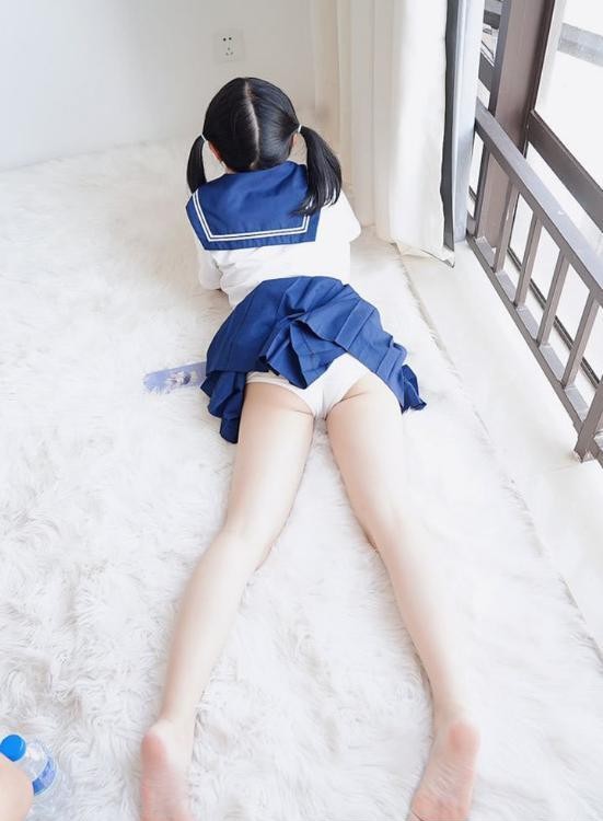 双马尾小萝莉
