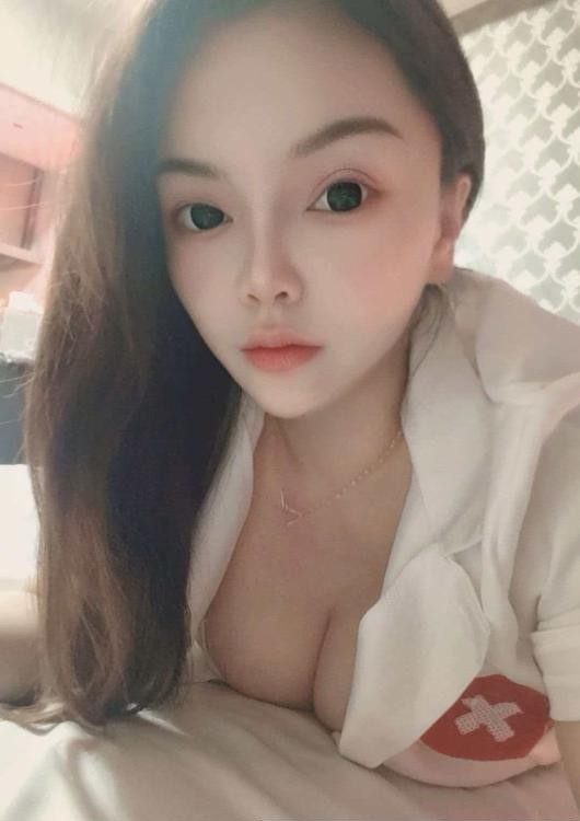 巨乳小叶子