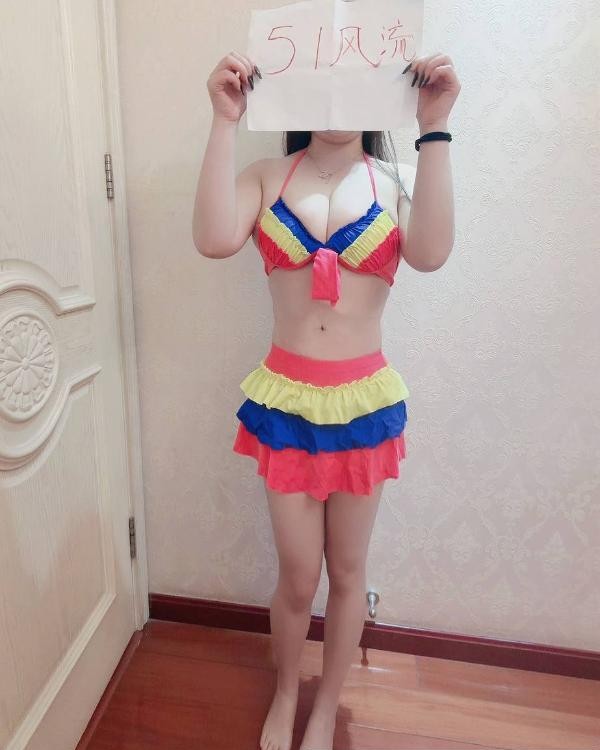 F奶大肥臀