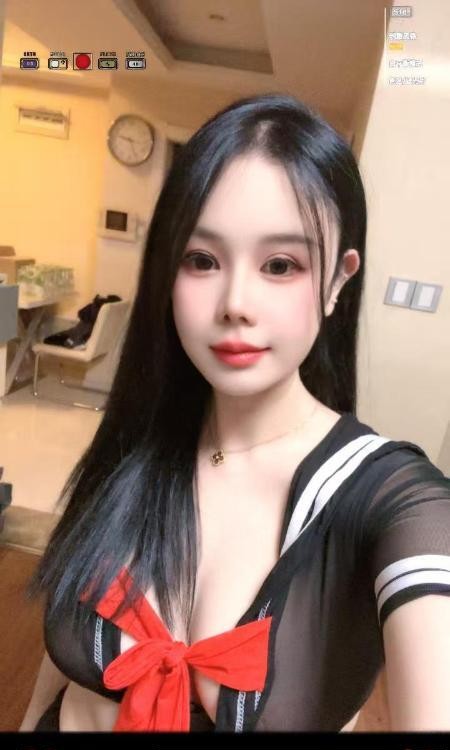 大奶水床妹