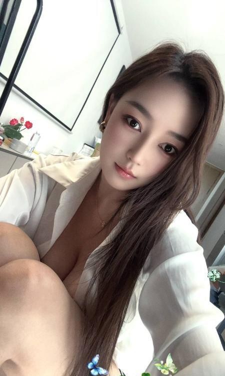海珠巨乳媚娘