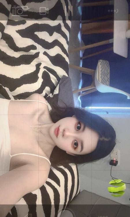 吴中长腿嫩妹橙橙