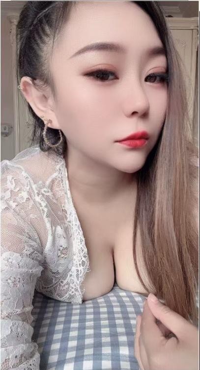九儿小少妇