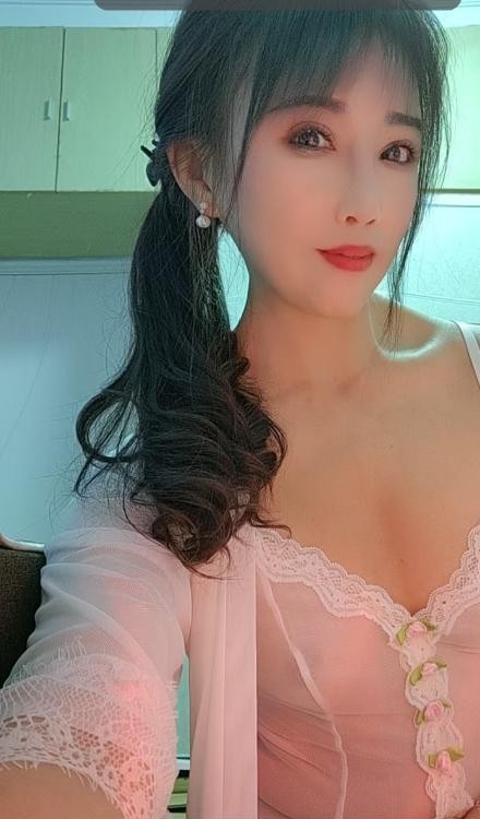 玲珑御姐