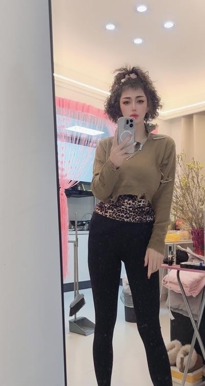 大长腿骚妇