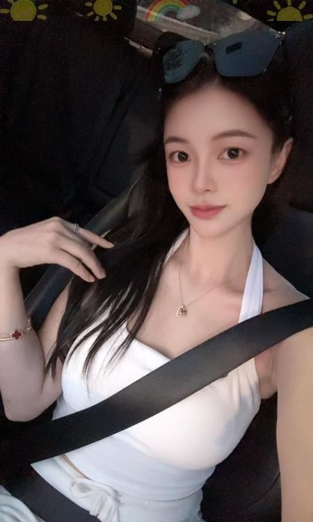 大奶丰臀静静