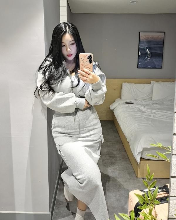 小店御姐妍妍