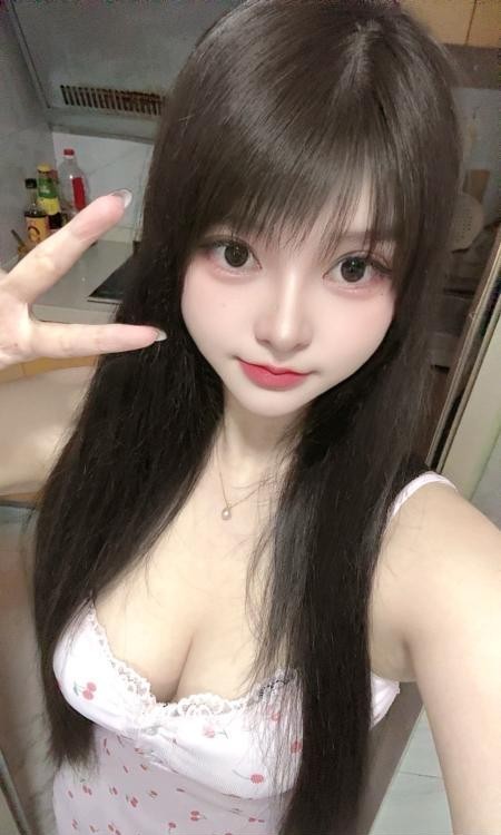 坂田可爱闹闹