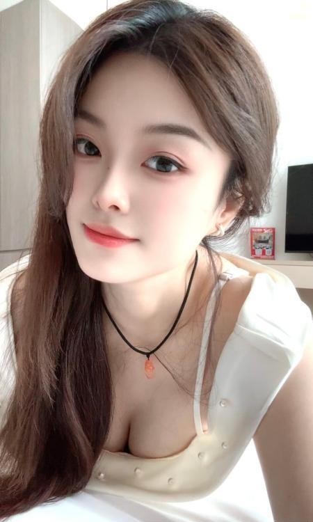 性感美乳骚妹