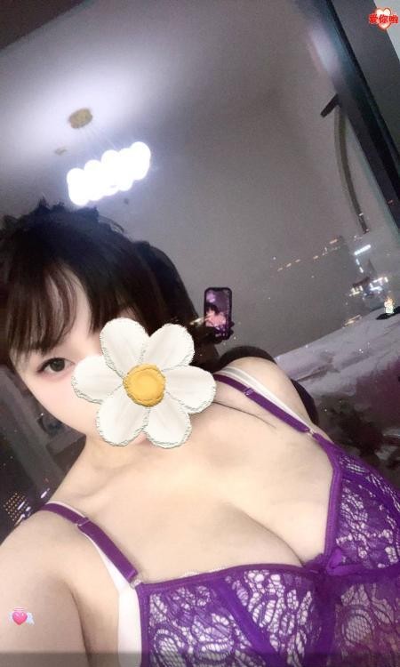 罗湖大奶小梦