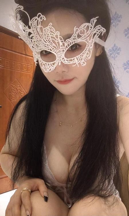 可舌吻69的吹箫女王