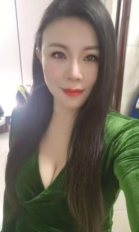长腿骚货