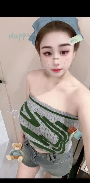颜值E杯颍儿
