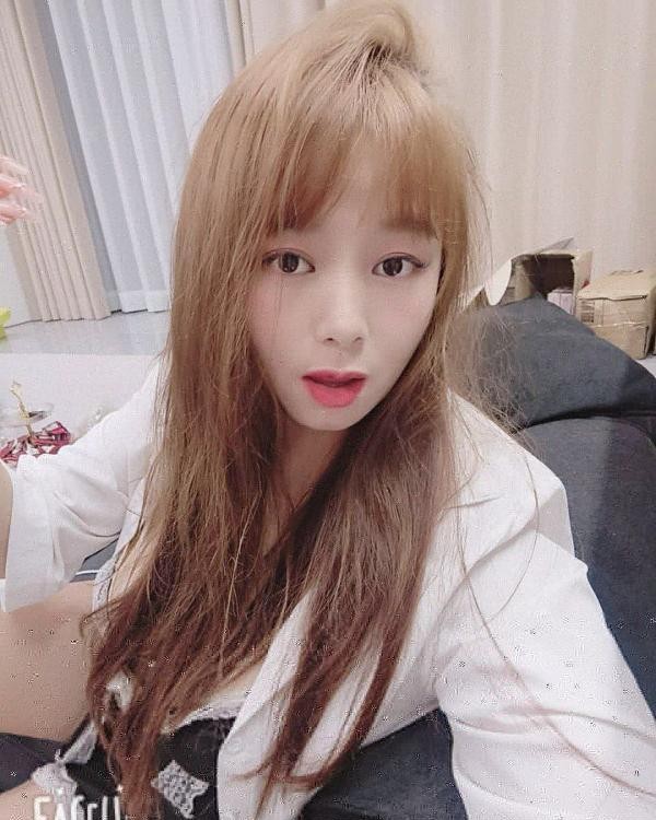 上城E奶青姑娘
